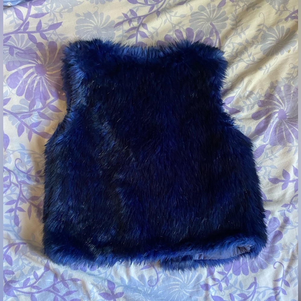Great vest blue for girls size 6